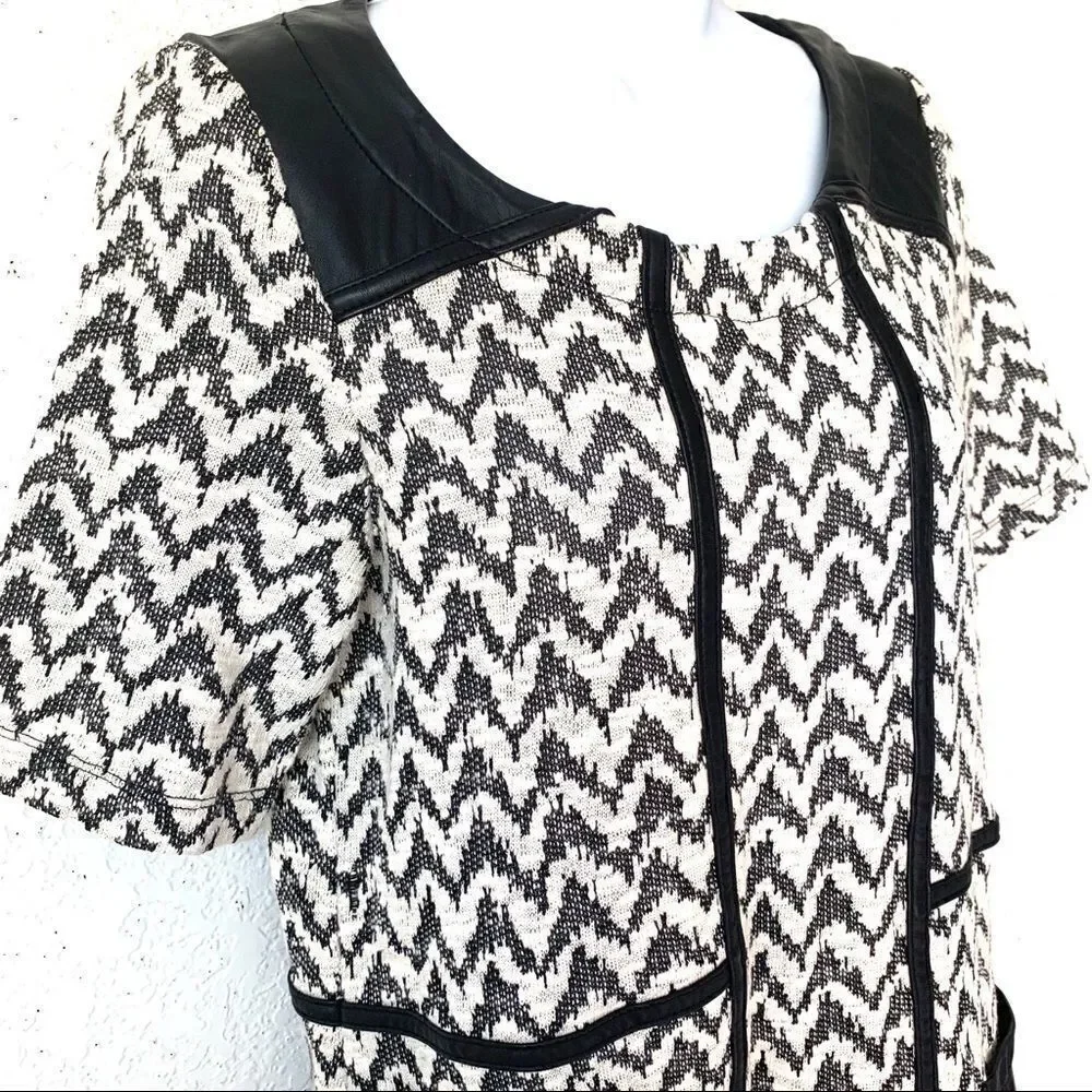 ANTHROPOLOGIE 9-H15 BLACK IVORY KNIT TUNIC TOP